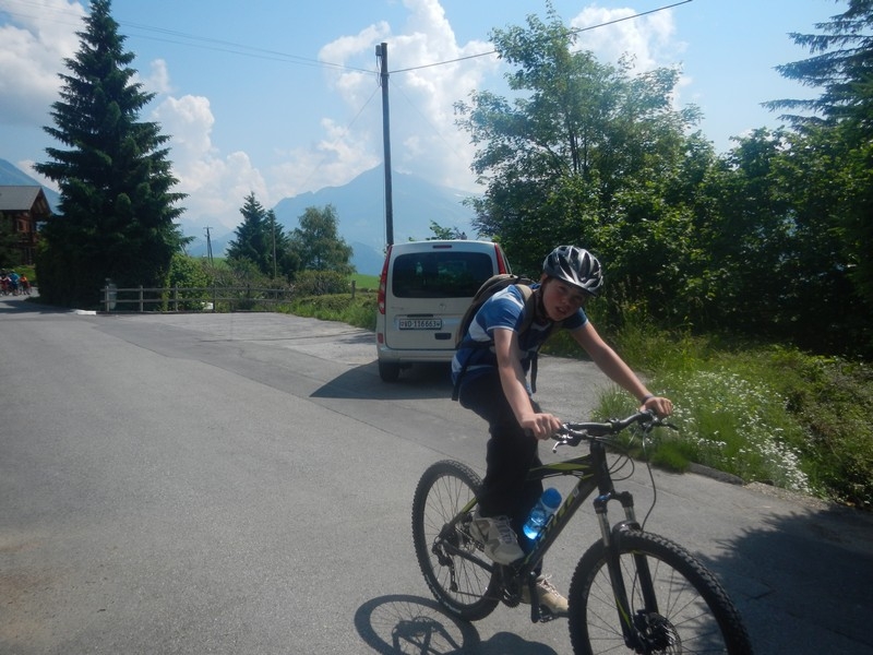 Village Camps International Summer Camp Leysin, Switzerland 2025-08-09 https://www.villagecamps.com/journals_admin/images/683-8-MTB (26).jpg
